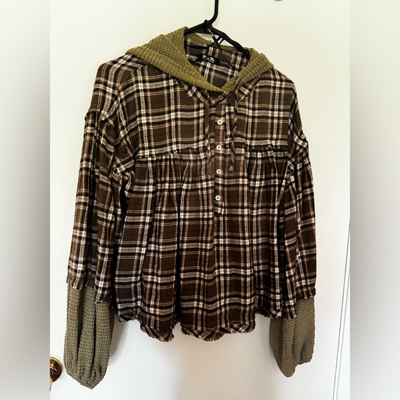 Miss Me Cropped Olive Plaid Hoodie L - Picture 1 of 5